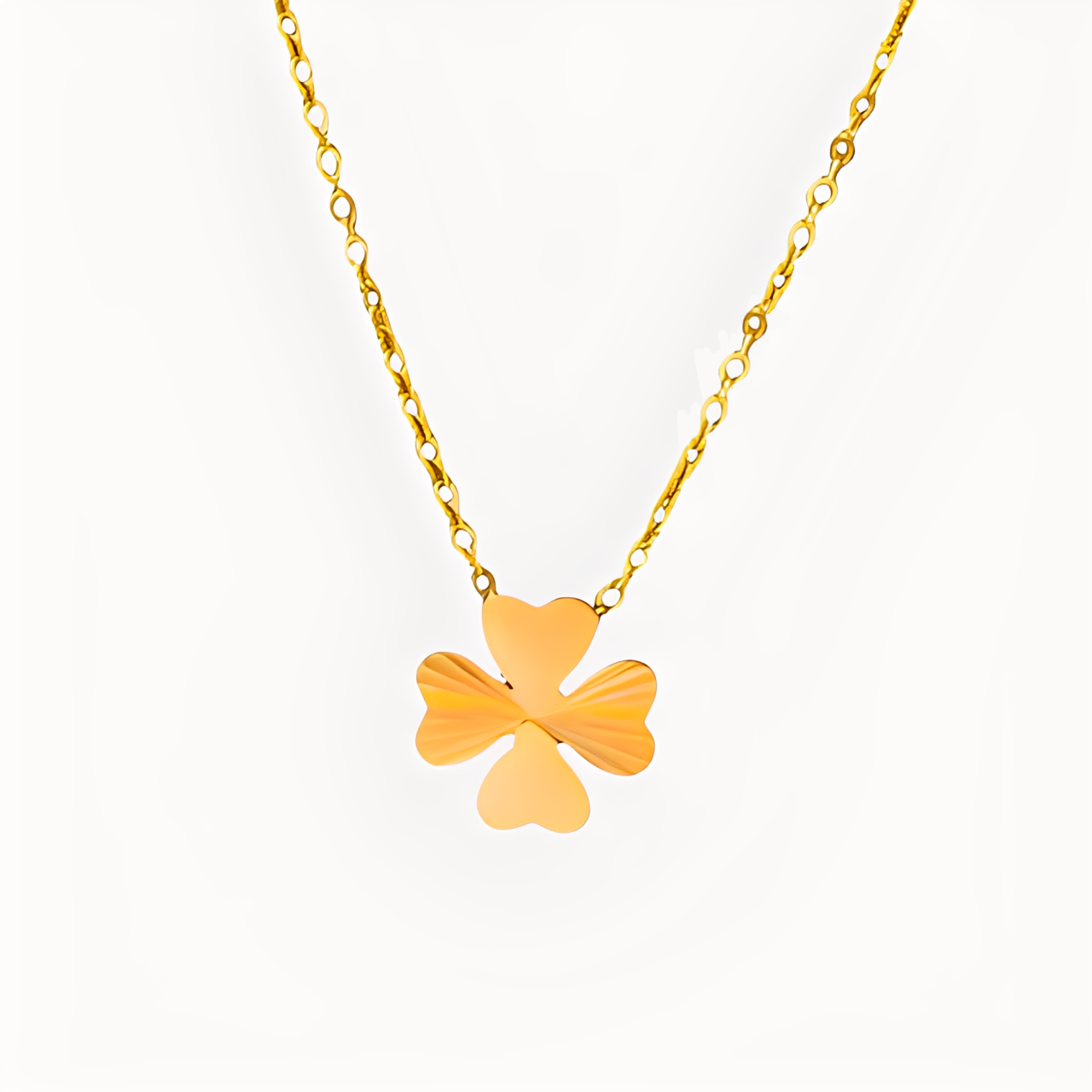 Colar Trevo de Quatro Folhas em Aço Inox com Banho de Ouro Amarelo 18K