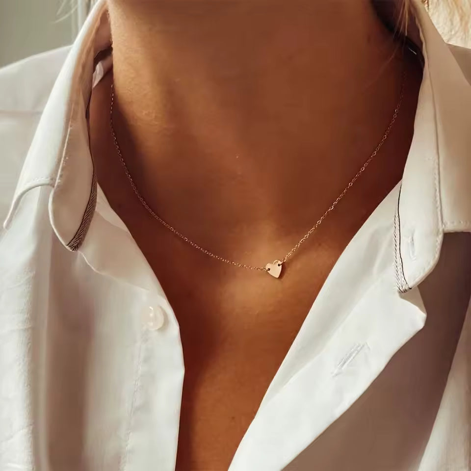 Colar Coração em Aço Inox com Banho de Ouro Amarelo 18K